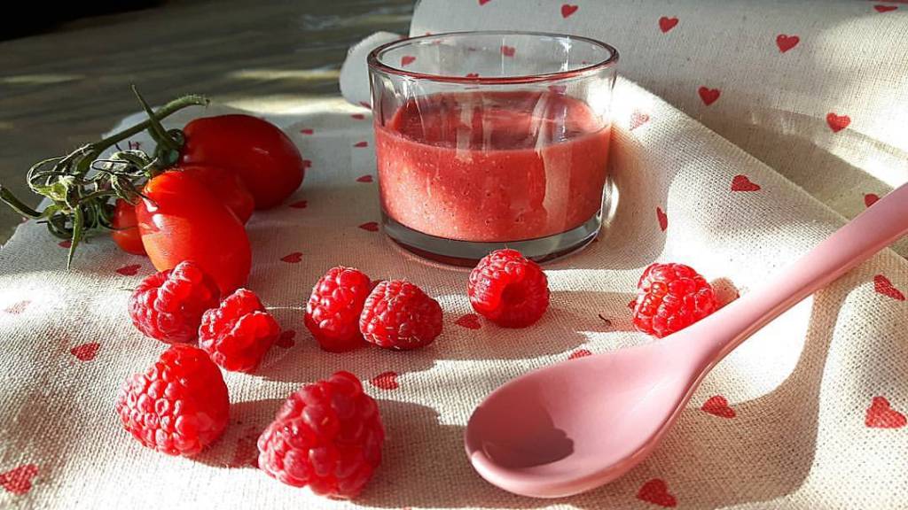 Gazpacho ai lamponi e&nbsp;menta
